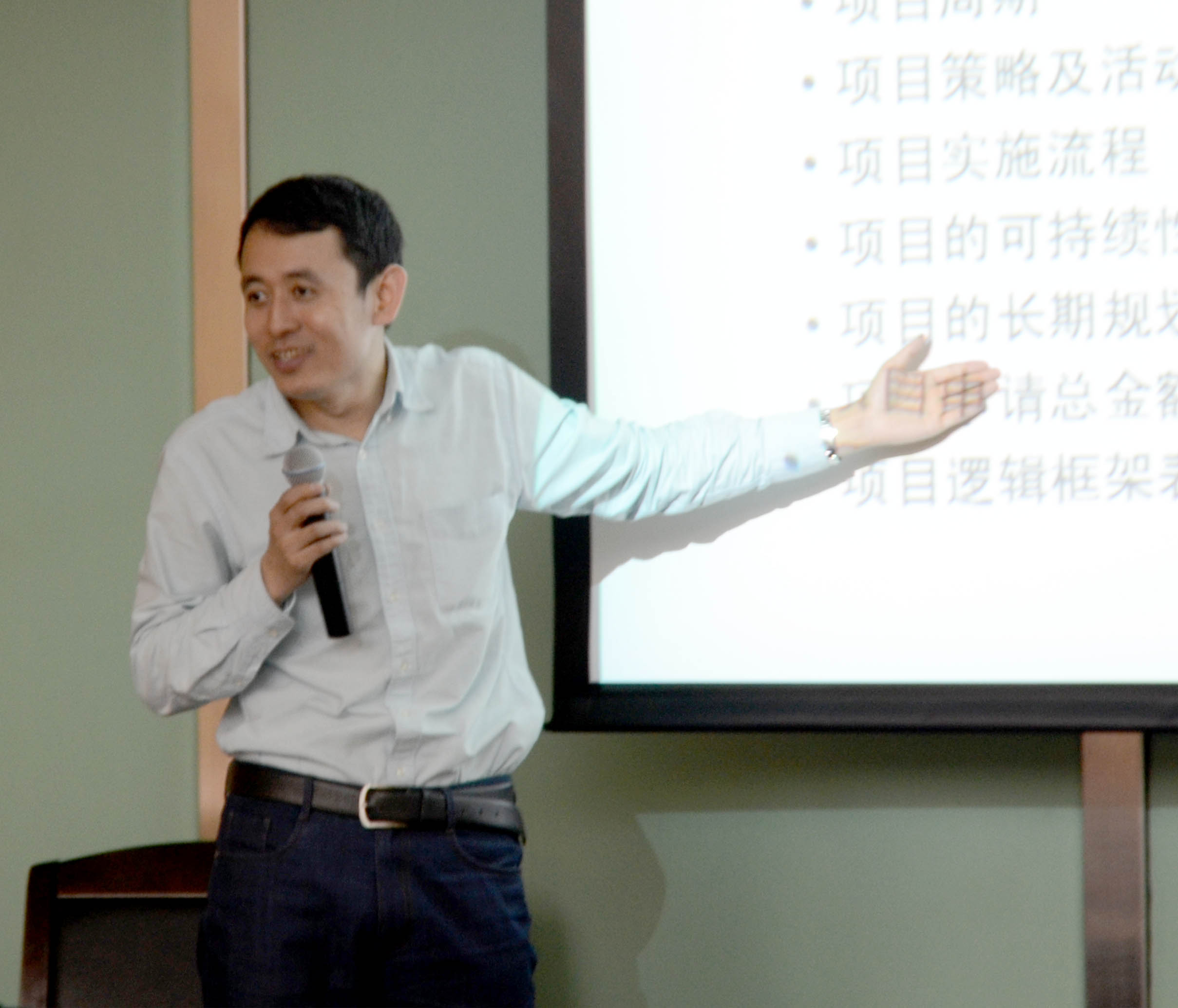 3-29上午 胡小军博士授课.jpg