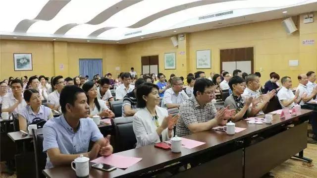 扶贫济困｜我区召开2018年“扶贫济困日”活动重点企业座谈会